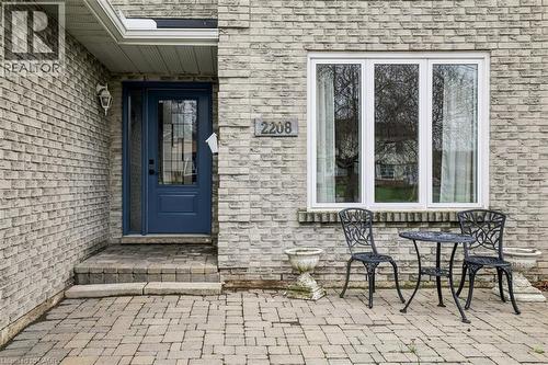 2208 Melissa Crescent, Burlington, ON - Outdoor