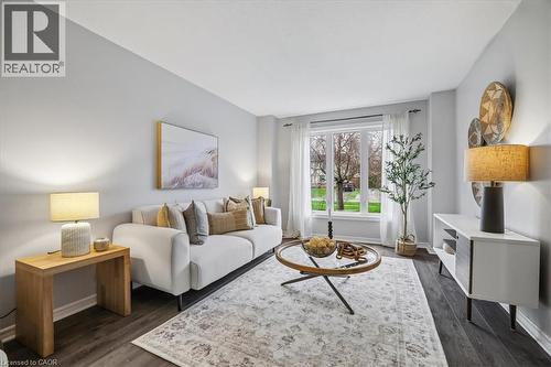2208 Melissa Crescent, Burlington, ON - Indoor Photo Showing Living Room