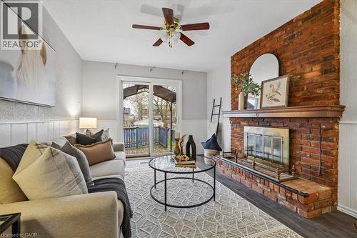 2208 Melissa Crescent, Burlington, ON - Indoor Photo Showing Living Room With Fireplace