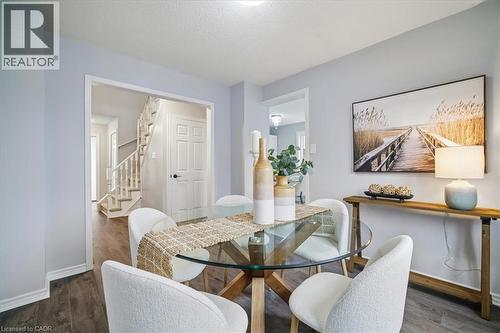 2208 Melissa Crescent, Burlington, ON - Indoor Photo Showing Dining Room