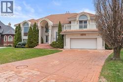 4572 LAKE GRANDE COURT  Windsor, ON N9G 2R3