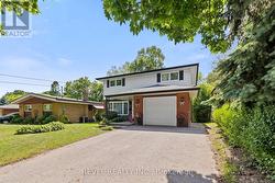 396 WILSON ROAD N  Oshawa, ON L1G 6E5