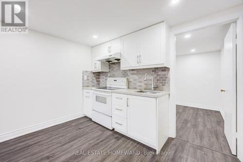 783 Dodsworth Crescent, Mississauga, ON - Indoor Photo Showing Kitchen