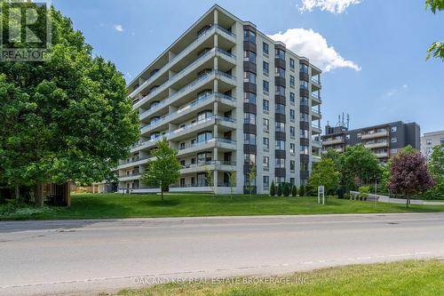 204 - 1180 COMMISSIONERS ROAD  London South (South B), ON N6K 4J2