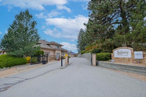 110-705 Balsam Avenue  Penticton, BC V2A 9B7