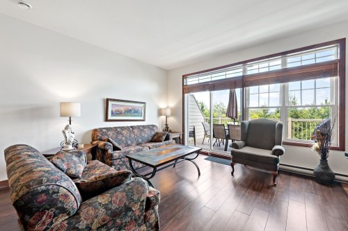 Salon - 8-165 Rue Du Mont-Plaisant, Mont-Tremblant, QC - Indoor Photo Showing Living Room