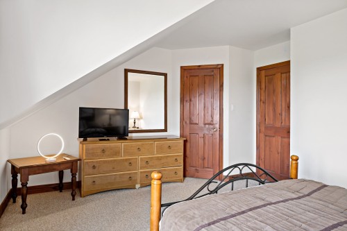 Chambre à coucher principale - 8-165 Rue Du Mont-Plaisant, Mont-Tremblant, QC - Indoor Photo Showing Bedroom