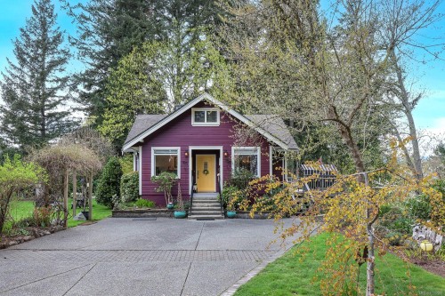 325 Harmston Ave, Courtenay, BC 