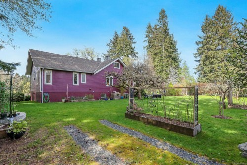 325 Harmston Ave, Courtenay, BC 