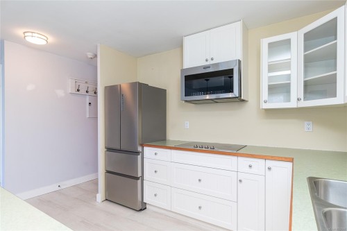 #204-1715 Pritchard St, Cowichan Bay, BC 