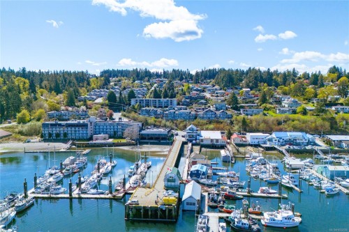 #204-1715 Pritchard St, Cowichan Bay, BC 