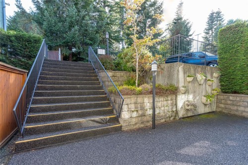 #204-1715 Pritchard St, Cowichan Bay, BC 