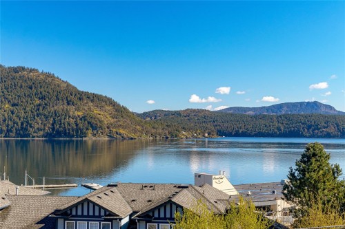 #204-1715 Pritchard St, Cowichan Bay, BC 