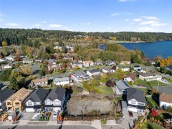 280 Seafield Rd Colwood, BC V9C 0R1