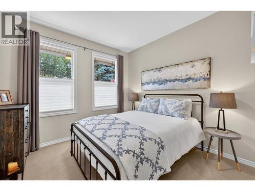 3925 Gallaghers Circle, Kelowna, BC - Indoor Photo Showing Bedroom