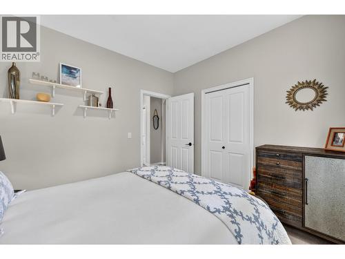 3925 Gallaghers Circle, Kelowna, BC - Indoor Photo Showing Bedroom