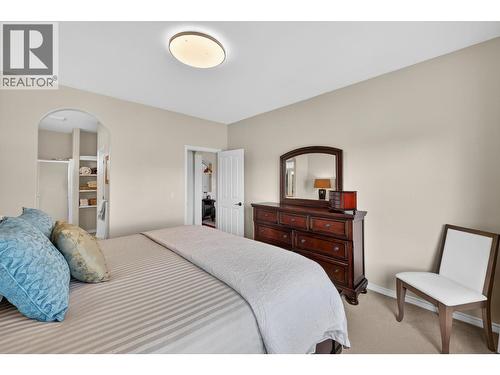3925 Gallaghers Circle, Kelowna, BC - Indoor Photo Showing Bedroom