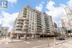 719 - 600 QUEENS QUAY W Toronto, ON M5V 3M3
