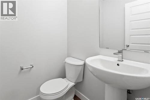 304 Pepper Place, Saskatoon, SK - Indoor Photo Showing Bathroom