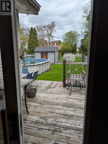 Walkout to the rear Deck and swimming pool area - 320 Baldwin Avenue, Cornwall, ON - Outdoor
