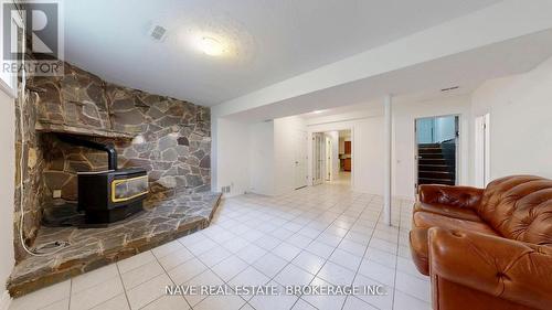 9747 Bathurst Street, Richmond Hill, ON 