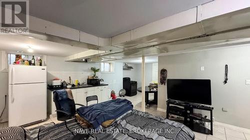 9747 Bathurst Street, Richmond Hill, ON 