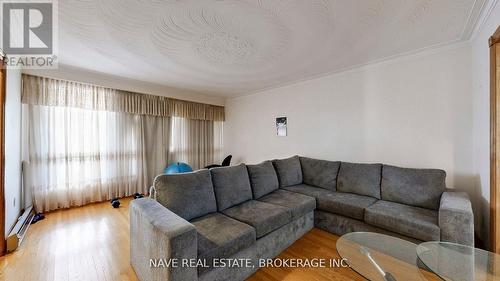 9747 Bathurst Street, Richmond Hill, ON 