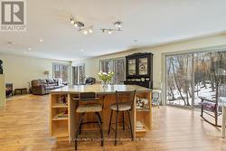 Large centre island - 