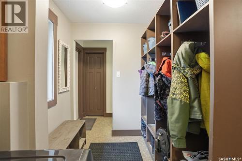 301 Coldspring Crescent, Saskatoon, SK - Indoor