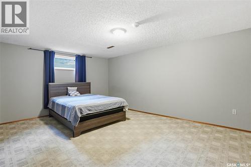301 Coldspring Crescent, Saskatoon, SK - Indoor Photo Showing Bedroom