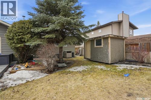301 Coldspring Crescent, Saskatoon, SK - Outdoor