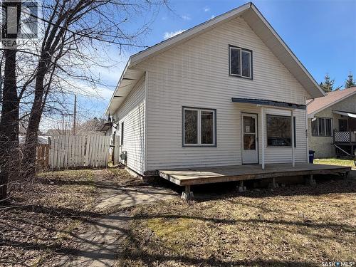 407 2nd STREET E  Meadow Lake, SK S9X 1E8