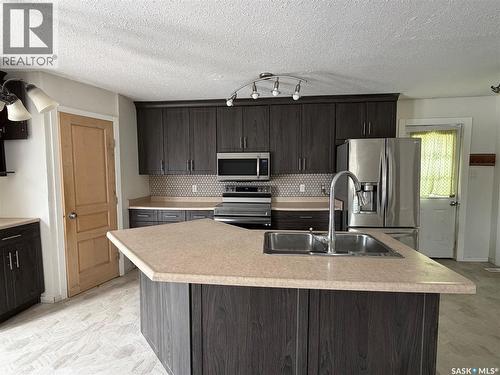 407 2Nd Street E, Meadow Lake, SK 