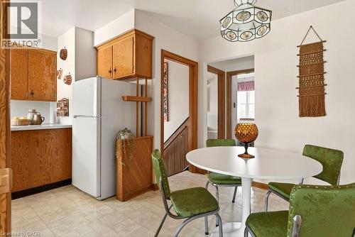 189 Hoover Crescent, Hamilton, ON - Indoor Photo Showing Dining Room