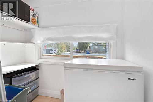28 Macpherson Crescent, Flamborough, ON - Indoor Photo Showing Other Room