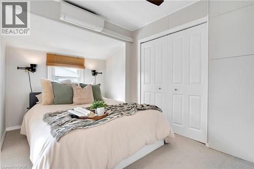 28 Macpherson Crescent, Flamborough, ON - Indoor Photo Showing Bedroom