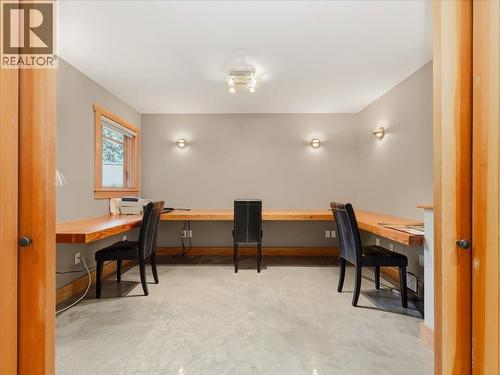 5812 Eagle Island, West Vancouver, BC - Indoor