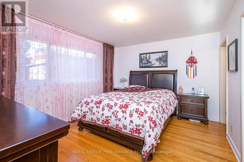 642 Sherbourne Road, Ottawa, ON - Indoor Photo Showing Bedroom