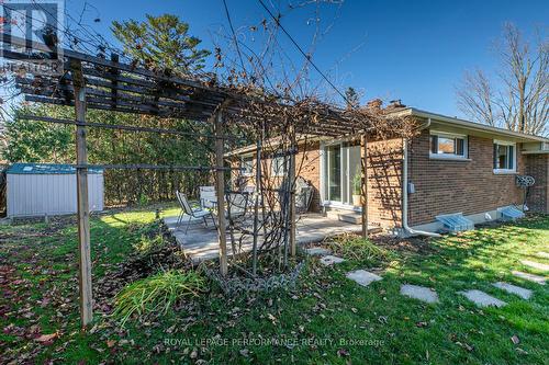 642 Sherbourne Road, Ottawa, ON - Outdoor