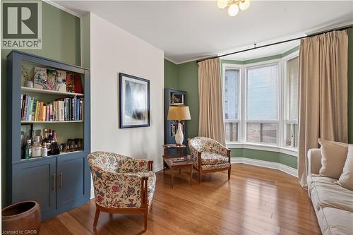 33 Oxford Street, Hamilton, ON - Indoor