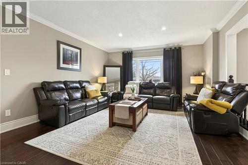 12 Aries Court, Hamilton, ON - Indoor Photo Showing Living Room