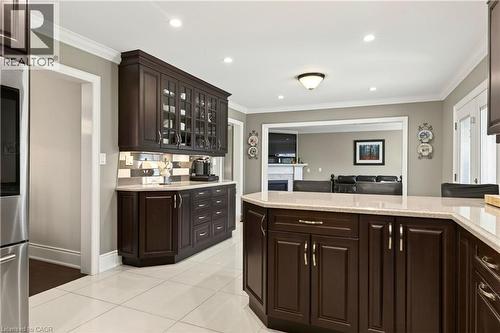 12 Aries Court, Hamilton, ON - Indoor Photo Showing Kitchen