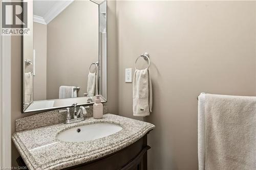 12 Aries Court, Hamilton, ON - Indoor Photo Showing Bathroom