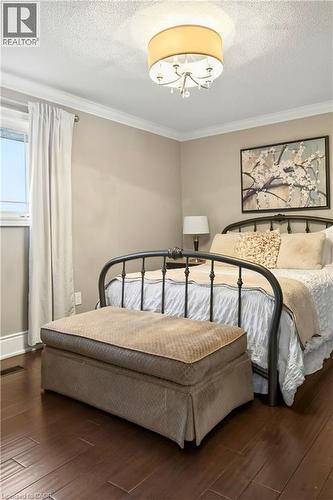 12 Aries Court, Hamilton, ON - Indoor Photo Showing Bedroom