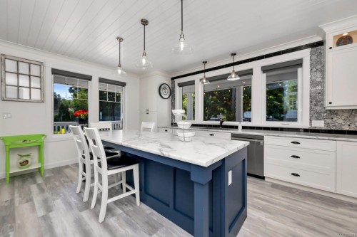 141 Castle Pl, Duncan, BC 