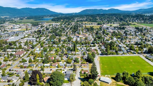 141 Castle Pl, Duncan, BC 