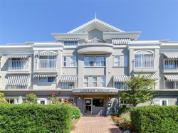 208-1070 Southgate St Victoria, BC V8V 2Z2
