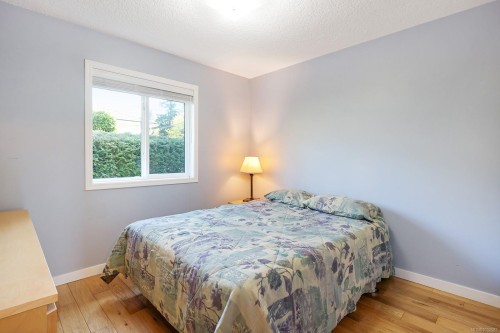 1622 Guthrie Rd, Comox, BC 