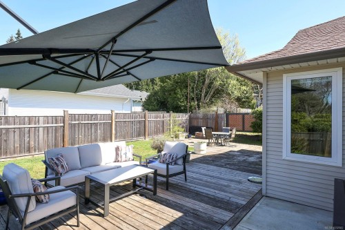 1622 Guthrie Rd, Comox, BC 