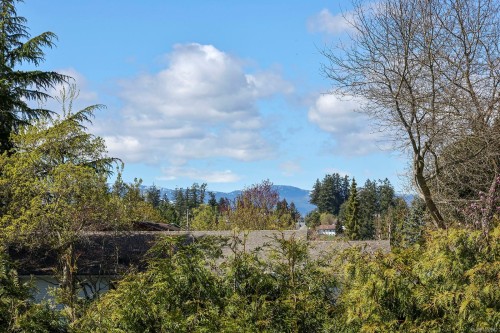 1622 Guthrie Rd, Comox, BC 